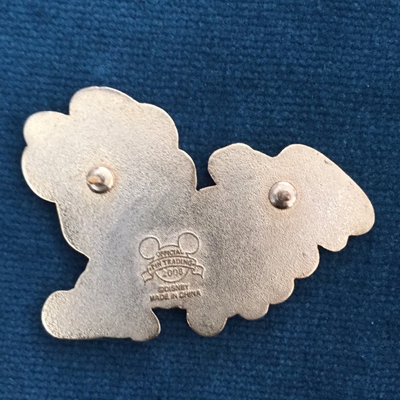 2008 Disney Minnie Mouse collectible trading pin - Picture 2 of 7